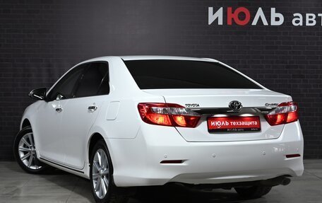 Toyota Camry, 2014 год, 1 800 000 рублей, 4 фотография