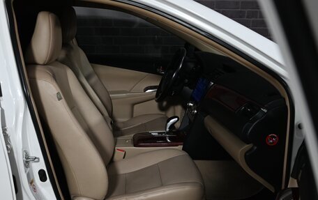 Toyota Camry, 2014 год, 1 800 000 рублей, 11 фотография