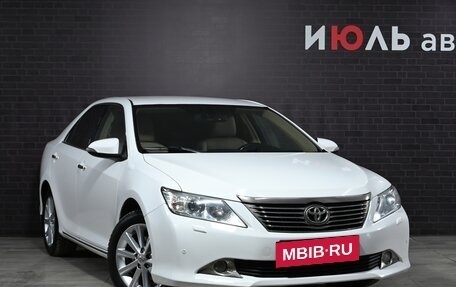 Toyota Camry, 2014 год, 1 800 000 рублей, 3 фотография