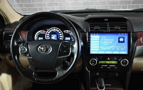 Toyota Camry, 2014 год, 1 800 000 рублей, 18 фотография