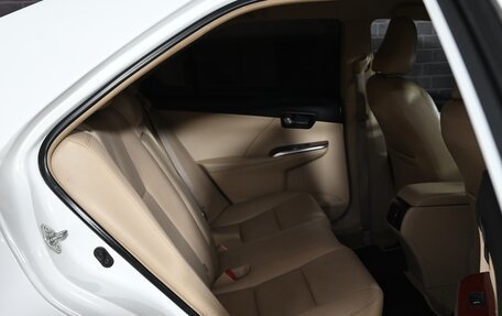 Toyota Camry, 2014 год, 1 800 000 рублей, 21 фотография