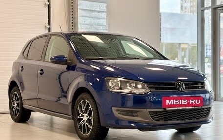 Volkswagen Polo VI (EU Market), 2010 год, 860 000 рублей, 3 фотография