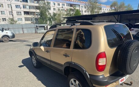 Chevrolet Niva I рестайлинг, 2004 год, 265 000 рублей, 3 фотография