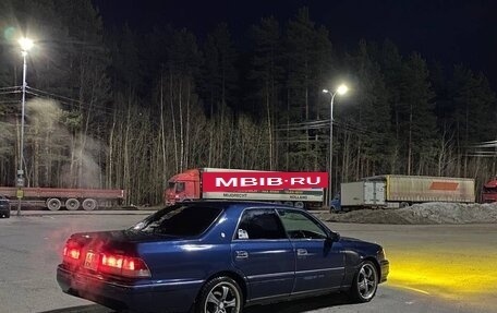 Toyota Crown, 1998 год, 650 000 рублей, 2 фотография