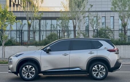 Nissan X-Trail, 2023 год, 2 950 000 рублей, 5 фотография