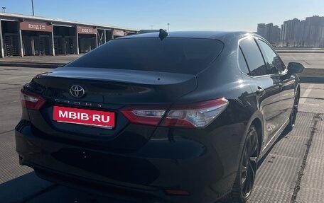 Toyota Camry, 2019 год, 2 690 000 рублей, 3 фотография