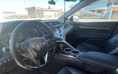 Toyota Camry, 2019 год, 2 690 000 рублей, 6 фотография