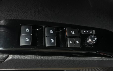 Toyota Camry, 2019 год, 2 690 000 рублей, 11 фотография