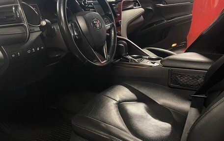 Toyota Camry, 2019 год, 2 690 000 рублей, 7 фотография
