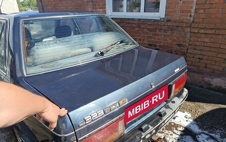 Mazda 323, 1986 год, 100 000 рублей, 5 фотография
