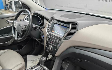 Hyundai Santa Fe III рестайлинг, 2018 год, 2 375 000 рублей, 14 фотография