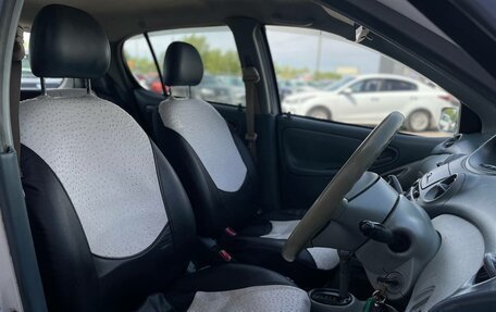Toyota Vitz, 2000 год, 365 000 рублей, 16 фотография