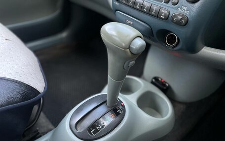Toyota Vitz, 2000 год, 365 000 рублей, 21 фотография