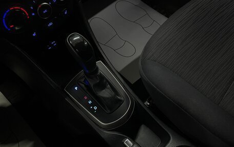 Hyundai Solaris II рестайлинг, 2015 год, 1 199 000 рублей, 17 фотография