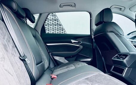Audi e-tron I, 2023 год, 3 370 000 рублей, 15 фотография