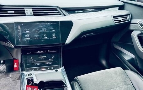 Audi e-tron I, 2023 год, 3 370 000 рублей, 6 фотография