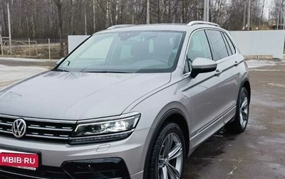 Volkswagen Tiguan II, 2019 год, 3 800 000 рублей, 1 фотография