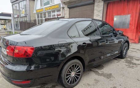 Volkswagen Jetta VI, 2014 год, 1 530 000 рублей, 5 фотография