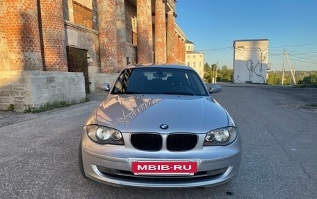 BMW 1 серия, 2008 год, 880 000 рублей, 5 фотография