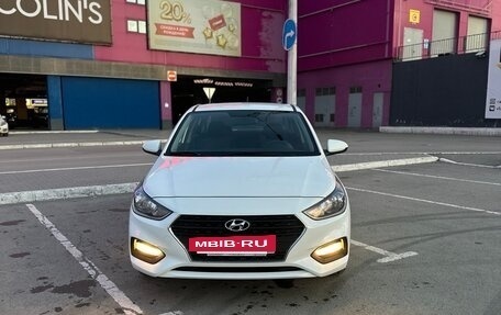 Hyundai Solaris II рестайлинг, 2018 год, 1 499 999 рублей, 2 фотография