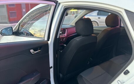 Hyundai Solaris II рестайлинг, 2018 год, 1 499 999 рублей, 15 фотография