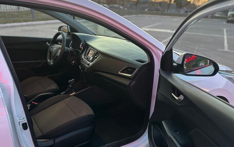 Hyundai Solaris II рестайлинг, 2018 год, 1 499 999 рублей, 18 фотография