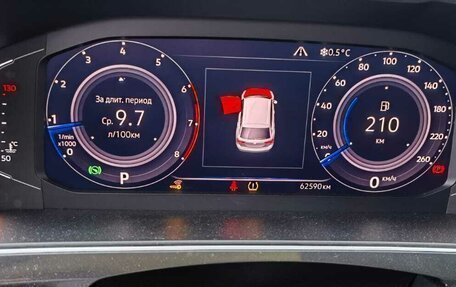 Volkswagen Tiguan II, 2019 год, 3 800 000 рублей, 16 фотография