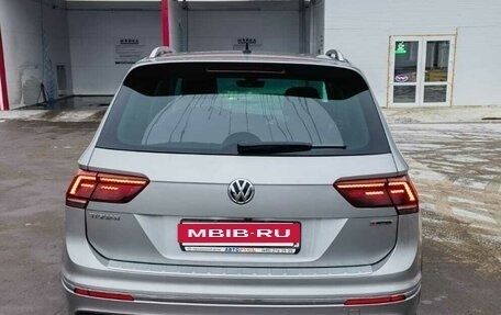 Volkswagen Tiguan II, 2019 год, 3 800 000 рублей, 9 фотография