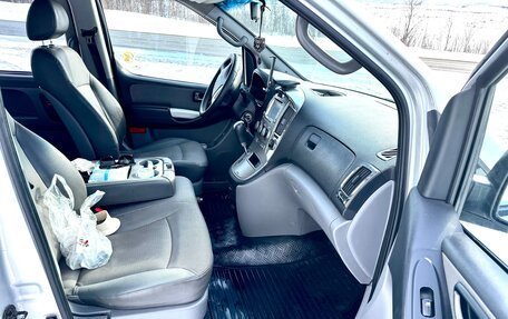 Hyundai Grand Starex Grand Starex I рестайлинг 2, 2009 год, 1 050 000 рублей, 13 фотография