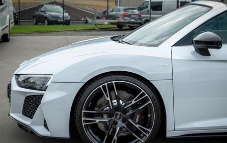 Audi R8, 2025 год, 36 000 000 рублей, 10 фотография