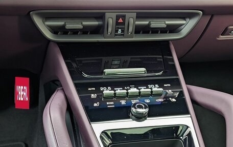 Porsche Cayenne III, 2024 год, 19 950 000 рублей, 18 фотография