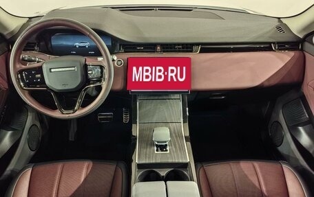 Land Rover Range Rover Evoque II, 2024 год, 6 400 000 рублей, 9 фотография