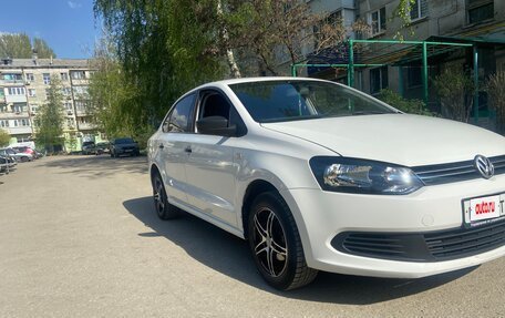 Volkswagen Polo VI (EU Market), 2012 год, 560 000 рублей, 2 фотография