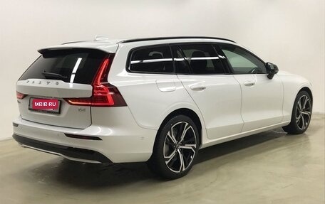 Volvo V60 II, 2025 год, 7 000 000 рублей, 4 фотография