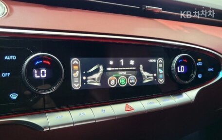 Genesis GV70, 2021 год, 7 350 000 рублей, 13 фотография