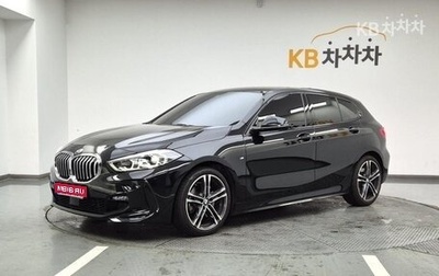BMW 1 серия, 2021 год, 2 800 000 рублей, 1 фотография