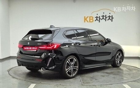 BMW 1 серия, 2021 год, 2 800 000 рублей, 4 фотография