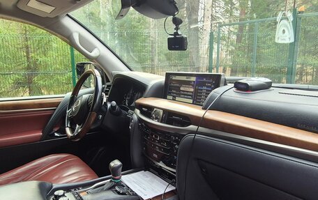 Lexus LX III, 2017 год, 7 200 000 рублей, 3 фотография