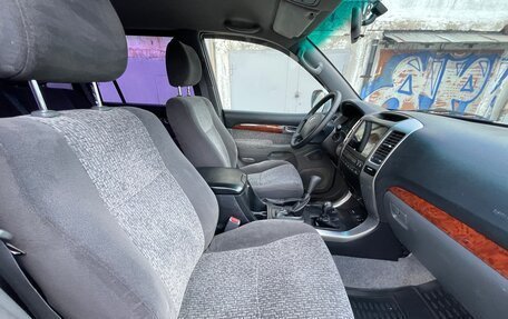 Toyota Land Cruiser Prado 120 рестайлинг, 2006 год, 1 975 000 рублей, 13 фотография