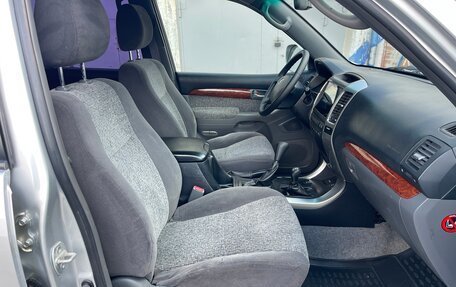 Toyota Land Cruiser Prado 120 рестайлинг, 2006 год, 1 975 000 рублей, 14 фотография