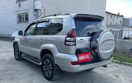 Toyota Land Cruiser Prado 120 рестайлинг, 2006 год, 1 975 000 рублей, 8 фотография
