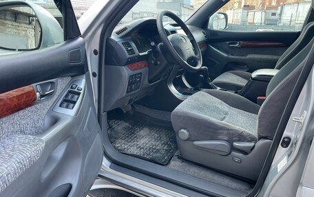Toyota Land Cruiser Prado 120 рестайлинг, 2006 год, 1 975 000 рублей, 17 фотография