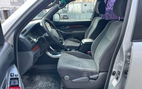 Toyota Land Cruiser Prado 120 рестайлинг, 2006 год, 1 975 000 рублей, 18 фотография