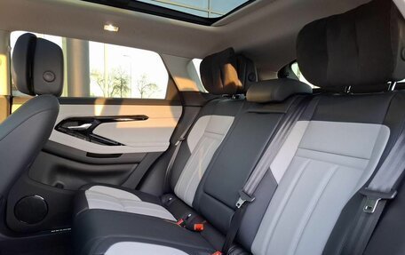 Land Rover Range Rover Evoque II, 2024 год, 8 500 000 рублей, 15 фотография