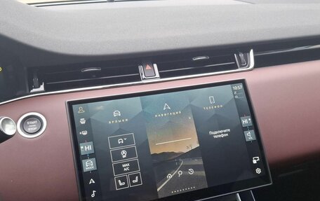 Land Rover Range Rover Evoque II, 2024 год, 8 500 000 рублей, 24 фотография