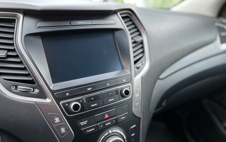 Hyundai Santa Fe III рестайлинг, 2018 год, 2 150 000 рублей, 11 фотография