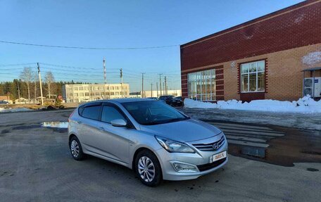 Hyundai Solaris II рестайлинг, 2015 год, 699 000 рублей, 2 фотография