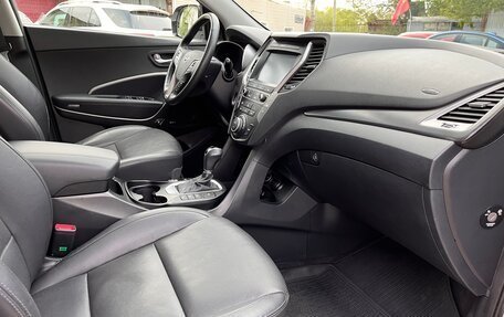 Hyundai Santa Fe III рестайлинг, 2018 год, 2 150 000 рублей, 21 фотография
