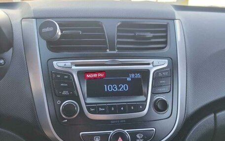 Hyundai Solaris II рестайлинг, 2015 год, 699 000 рублей, 10 фотография