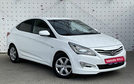 Hyundai Solaris II рестайлинг, 2014 год, 890 000 рублей, 2 фотография
